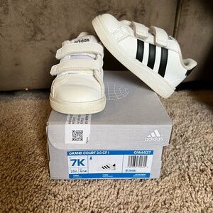 Adidas toddler size 7k
